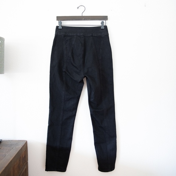 GRLFRND Alivia Belted Skinny Ankle Jeans - Picture 5 of 6